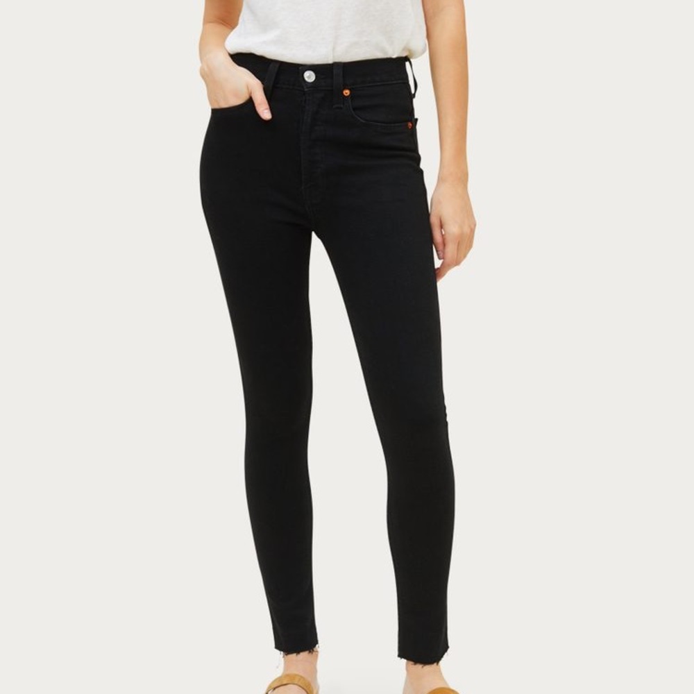 Re/Done High Rise Ankle Crop in Frayed Black